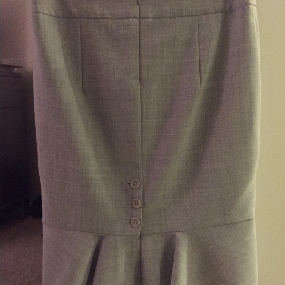Gray pencil skirt